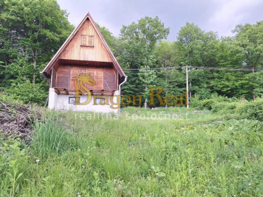 PREDAJ – Pozemok vhodný na výstavbu s chatou – KALUŽA, Zemplínska Šírava